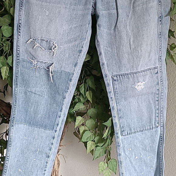 AMO Tomboy Crop in Forget Me Not wash. Size 25 - Picture 3 of 11